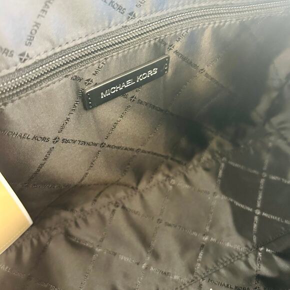 Michael Kors Purse MD. Duffle Metallic Logo Jacquard  Crossbody Bag Black - Picture 6 of 9